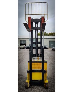 Hyster S1.0 C Electric Stacker (used)